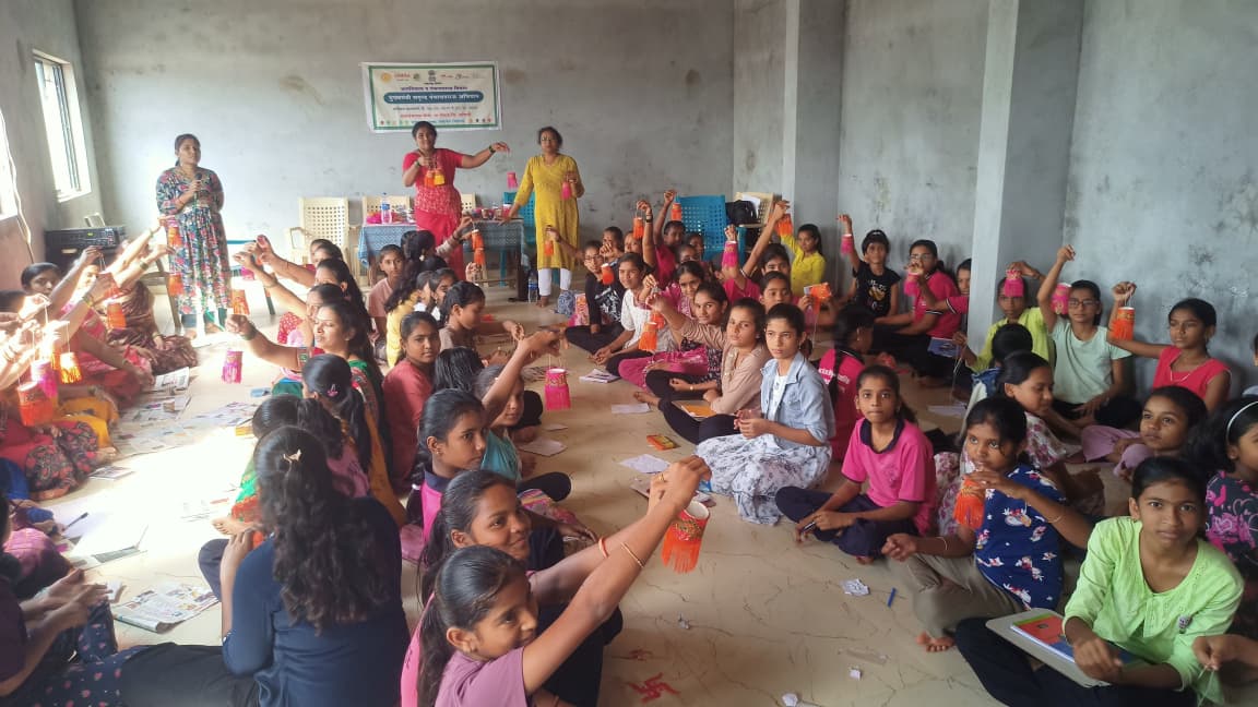 महिला कौशल्य प्रशिक्षण
